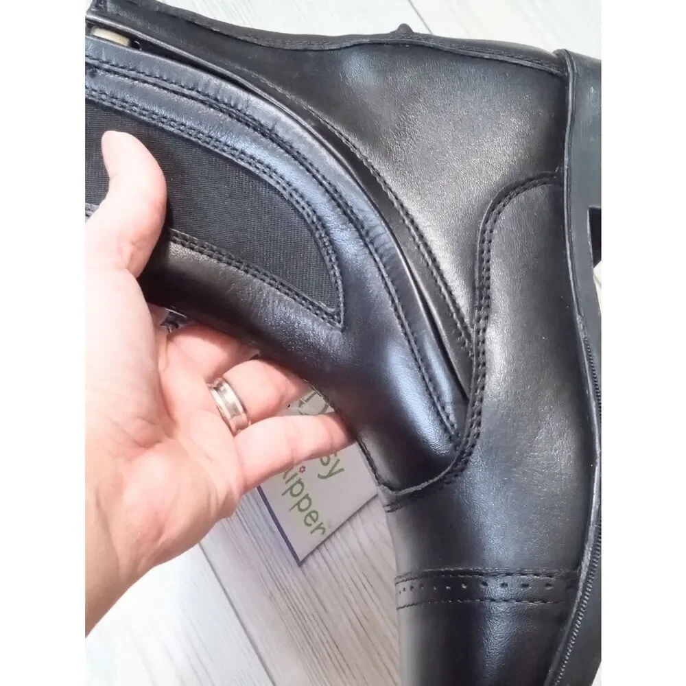 (S-4589) Daisy Clipper, by Huntley Equestrian, Children's  Side Zipper Sz 3!